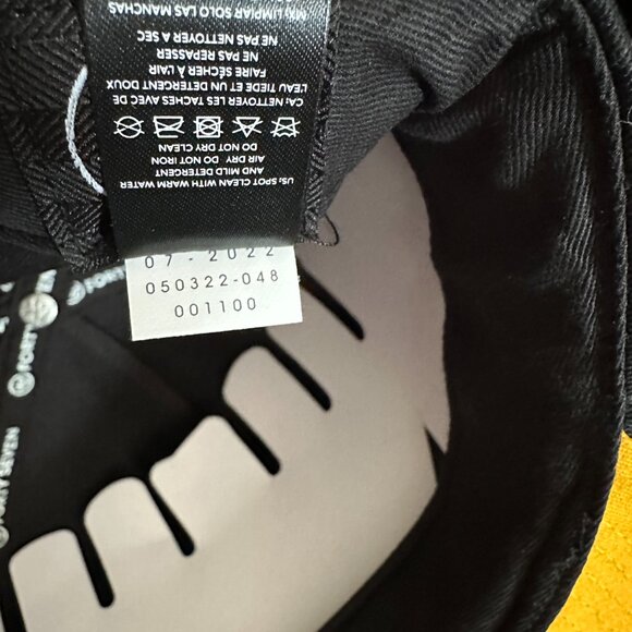 Boston Bruins 2022 Snapback Hat - Picture 9 of 9